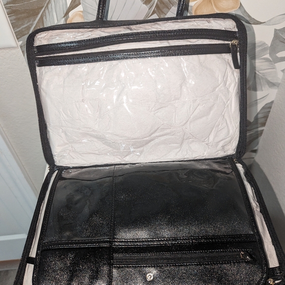 Kate Spade travel bag - Picture 5 of 7